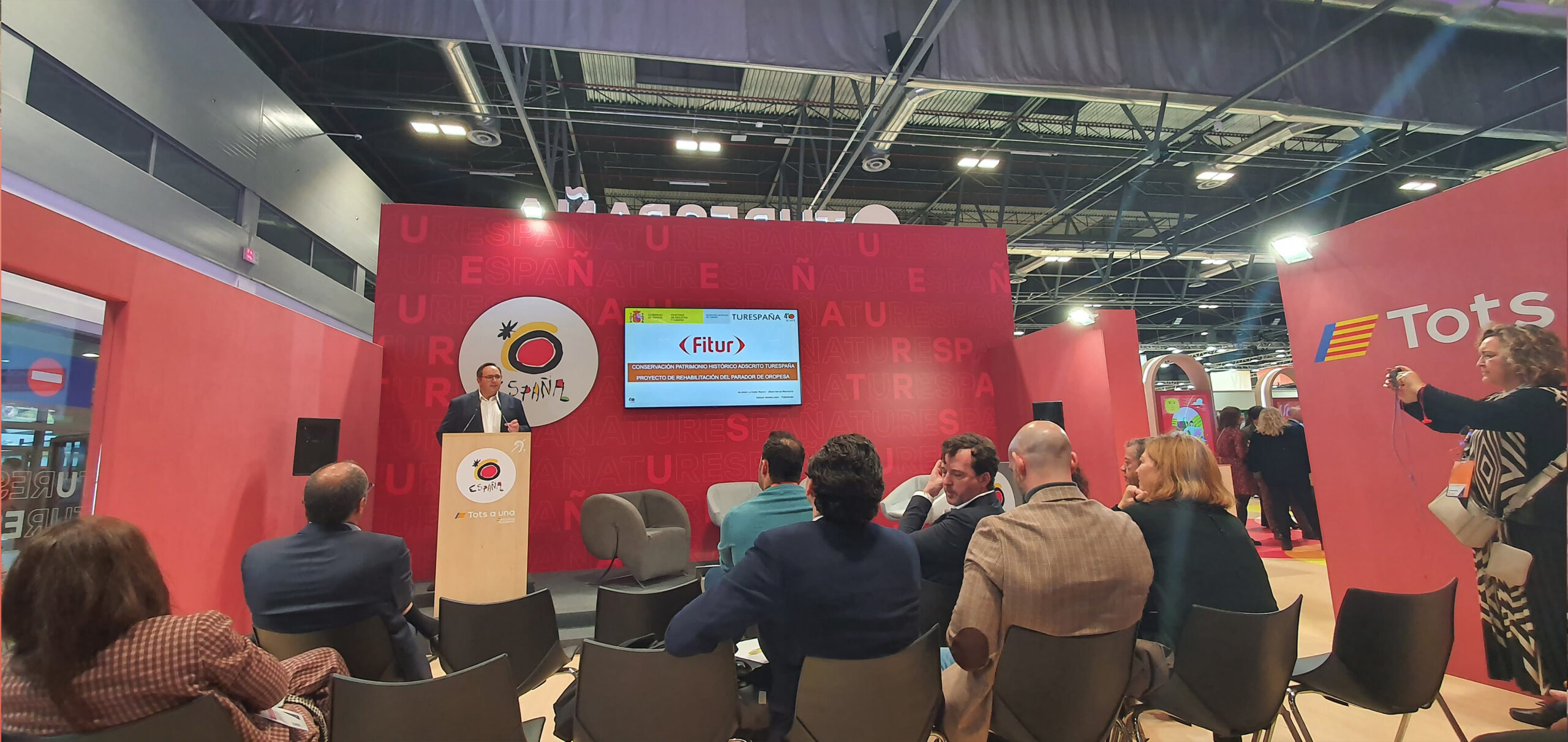FITUR_TURESPAÑA PROYECTO_REHABILITACIÓN_ PARADOR_OROPESA_ARTECOIN_03